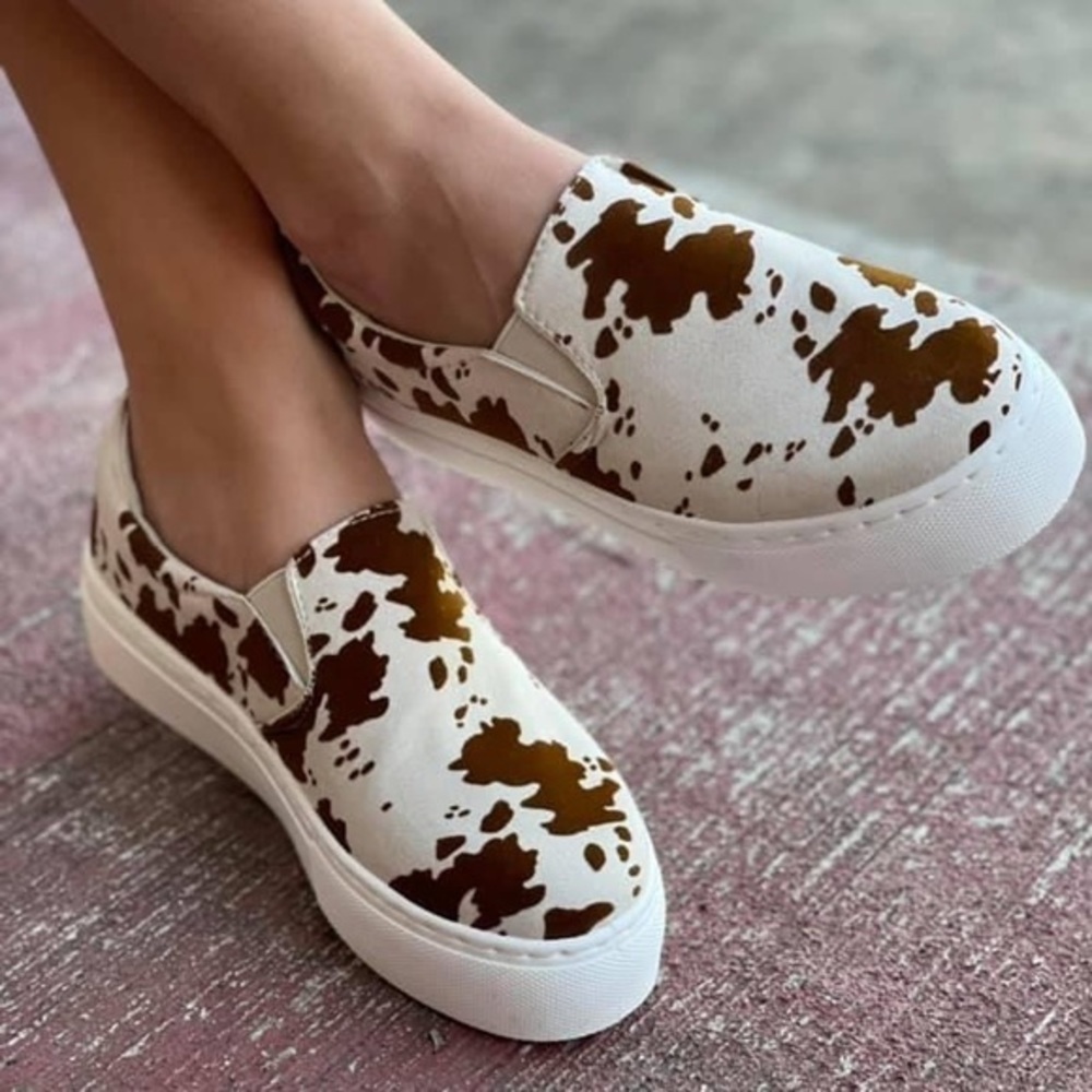 NEW Qupid Cow Print Slip On Platform Shoes Saddle Brown - Picture 2 of 3